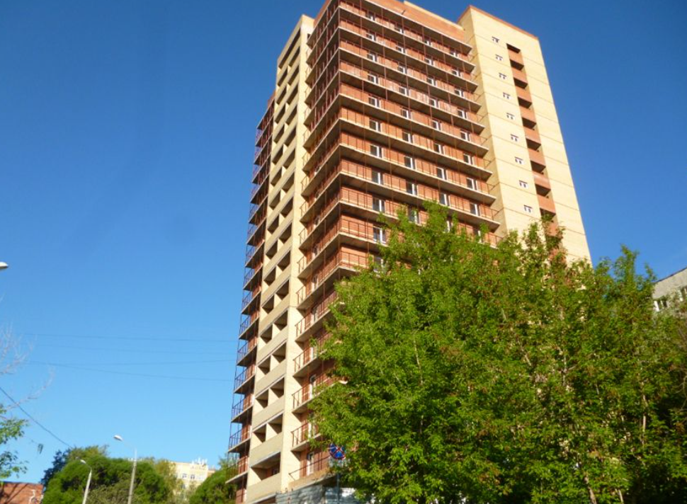 По ул. Ким, 14